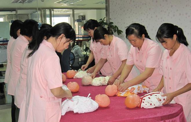 东莞请个保姆钟点小时工要多少钱一个月？ 怎么请个安全家政BOB半岛员？(图4)